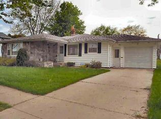 203 S Indiana Ave, Wakarusa, IN 46573