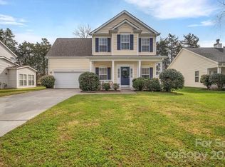 4002 Cedar Hill Dr, Charlotte, NC 28273