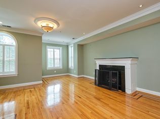 1319 Euclid St NW APT 3, Washington, DC 20009