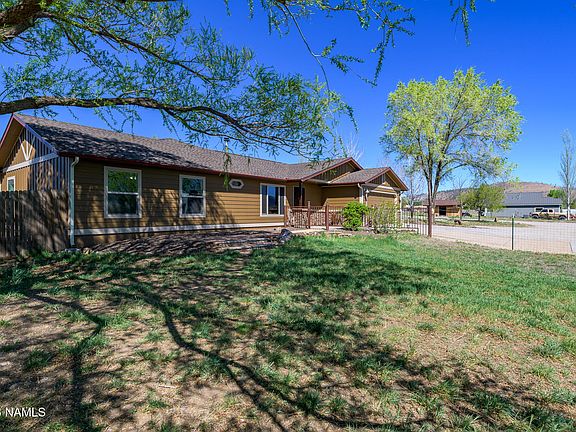 3rd image of 5540 E El Dorado Dr