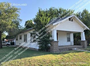 821 W Highland Ave, Ponca City, OK 74601