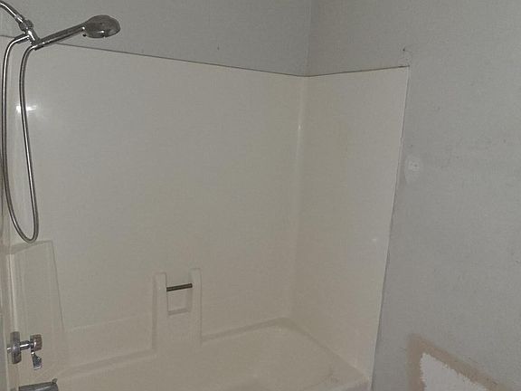 5th image of 17446 N 8TH Avenue