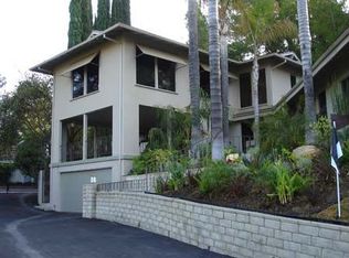 17401 Sumiya Dr, Encino, CA 91316