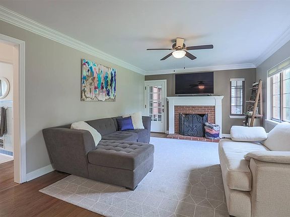 4th image of 2532 Briarcliffe Ave