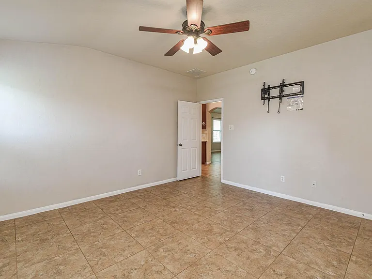20210 Ribbonwood Point Ct — Photo 11