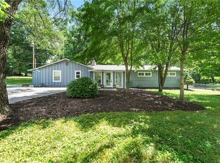 7301 Antioch Rd, Overland Park, KS 66204