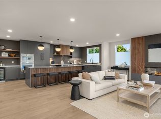 238 4th Ave #300, Kirkland, WA 98033