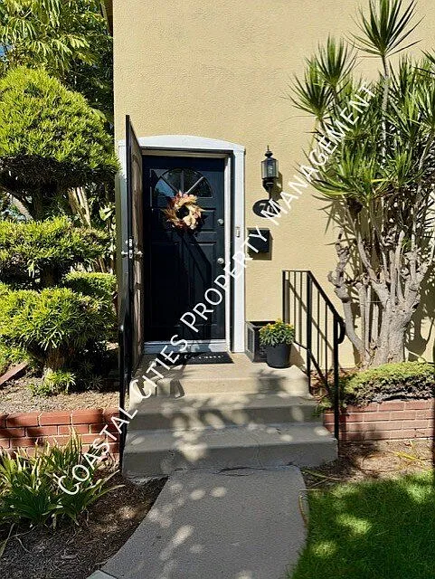 12100 Montecito Rd — Photo 2