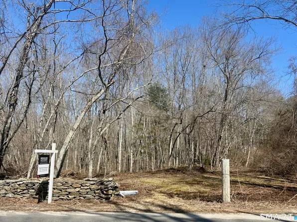 Reilly Road, Hampton, CT 06427