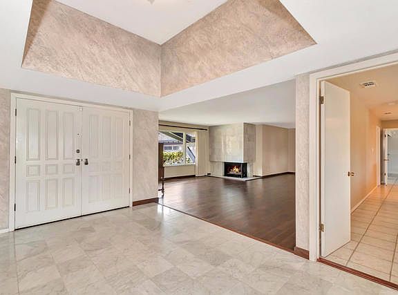 5th image of 6386 Havenside Dr