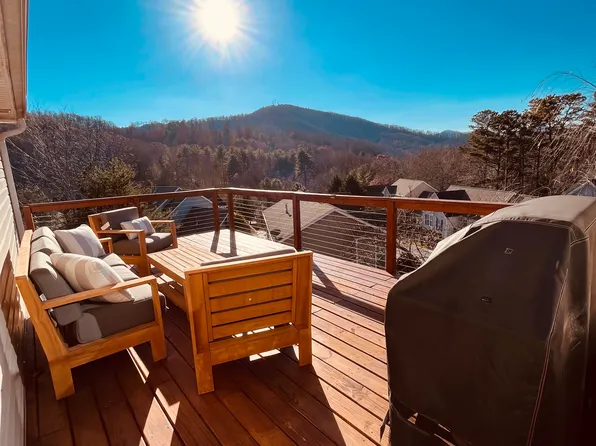 81 Rotunda Cir, Asheville, NC 28806