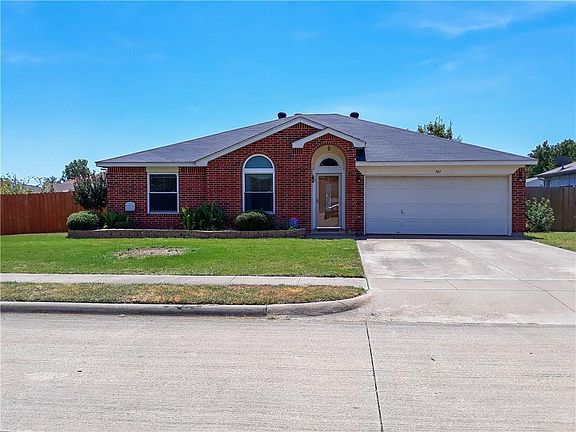 2nd image of 301 Comiskey Ct