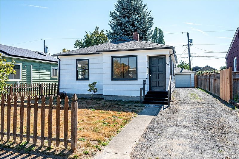 2nd image of 228 24th Avenue