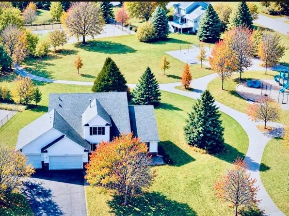 3685 Commonwealth Rd, Woodbury, MN 55125
