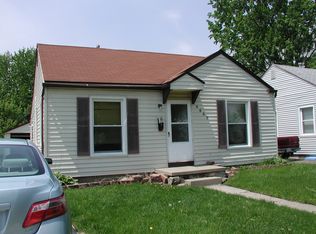 4448 Columbus St, Wayne, MI 48184