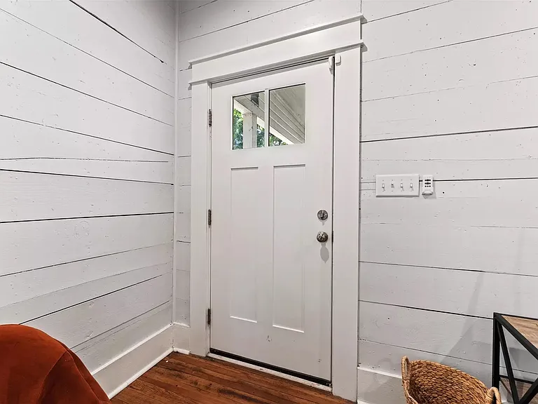1012 Burnett Ave — Photo 21
