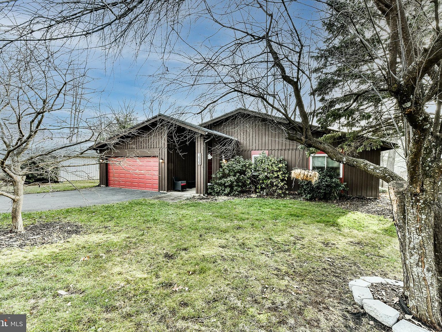 1539 Hiddenbrook Dr, Herndon, VA 20170 Zillow