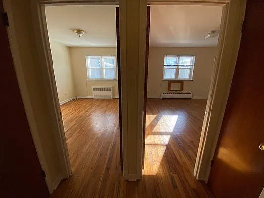 Rented by Voro, LLC | media 31