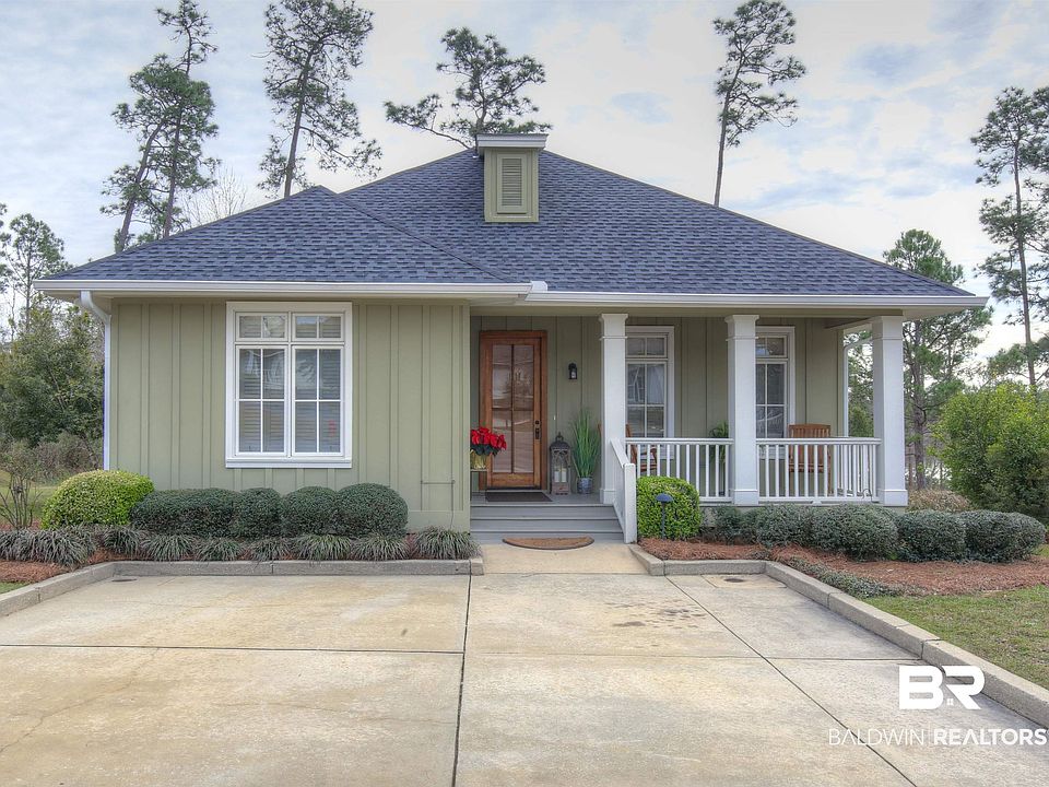 1st image of 32528 Lakeview Cir