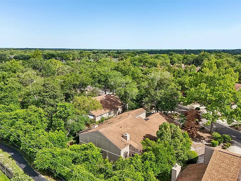 325 Timberline Trl — Photo 49