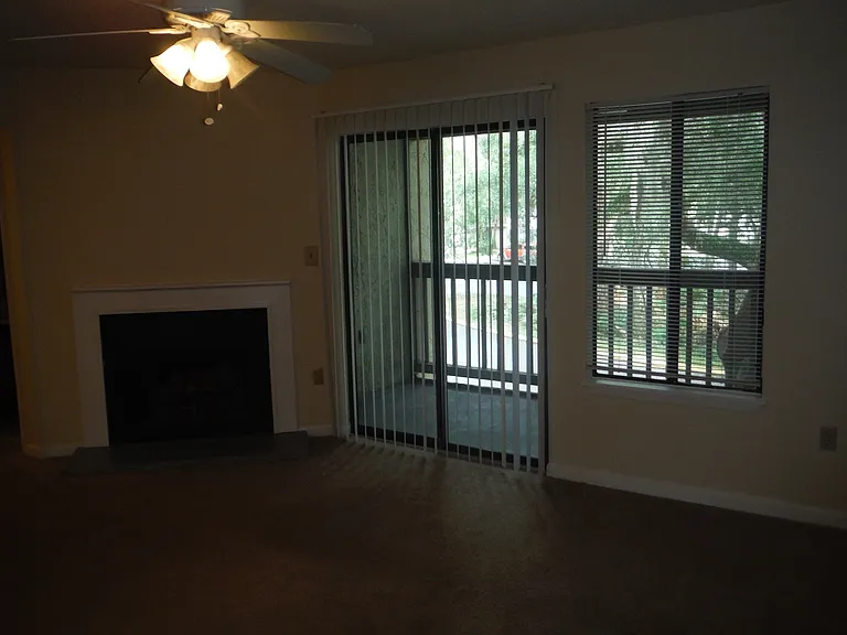 3510 Sable Palm Ln #E — Photo 4
