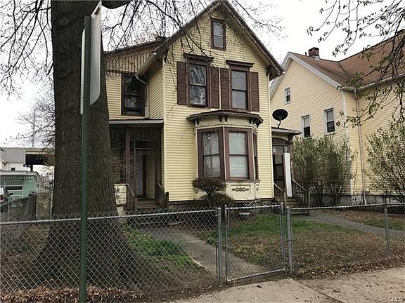 2nd image of 145 Black Rock Ave