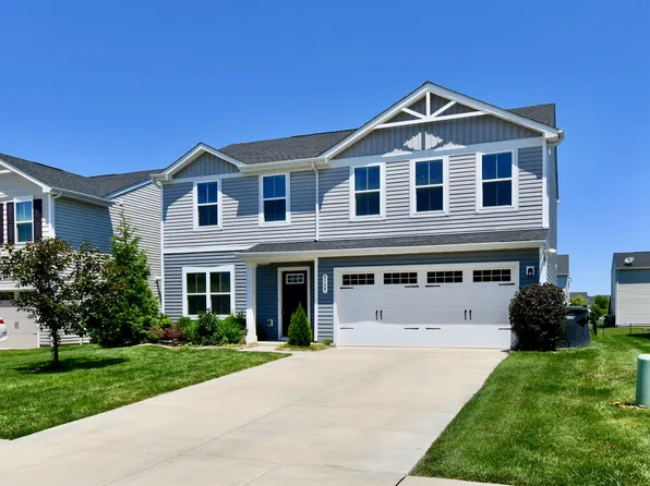 9739 Oak Grove Dr, Pendleton, IN 46064