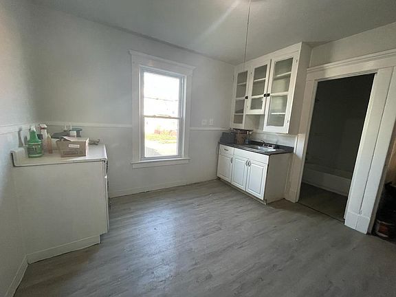 3rd image of 63 Hartman Pl #1
