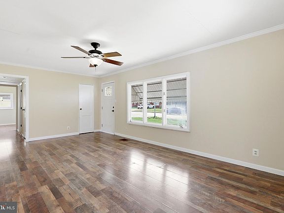 4th image of 284 N Olds Blvd
