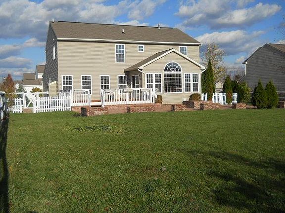 5th image of 8093 Cartman Ct