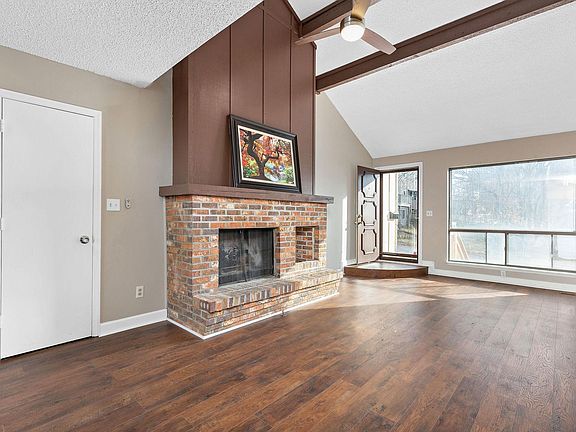 4th image of 7400 W 56th Ter