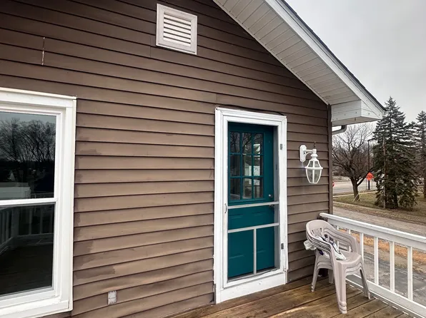 3019 Lincolnway E, Mishawaka, IN 46544