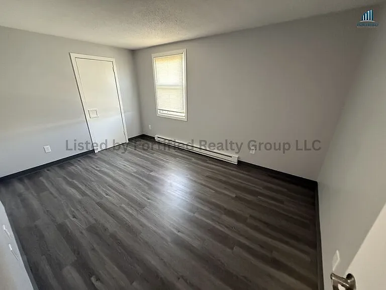 340 Buffinton St #5 — Photo 8