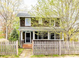 16 Washington Ave, Greenport, NY 11944