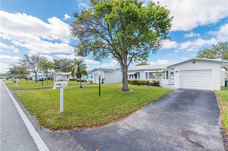 Lauderdale West in Plantation