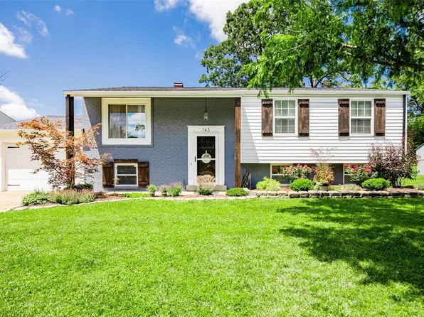 143 Huntleigh Forest Dr, Saint Louis, MO 63122