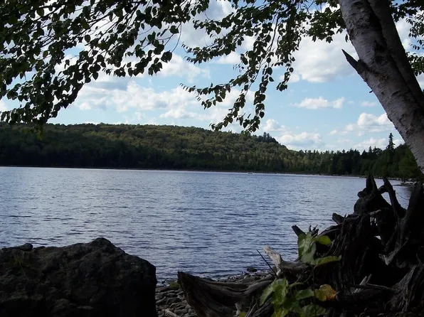 143 Paradise Lane, Tomhegan Twp, ME 04478