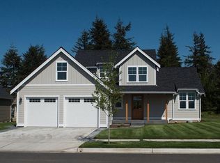 2138 Whisper Ridge Dr, Chittenango, NY 13037