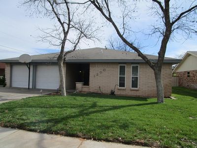 1200 S Leon Ave, Monahans, TX, 79756
