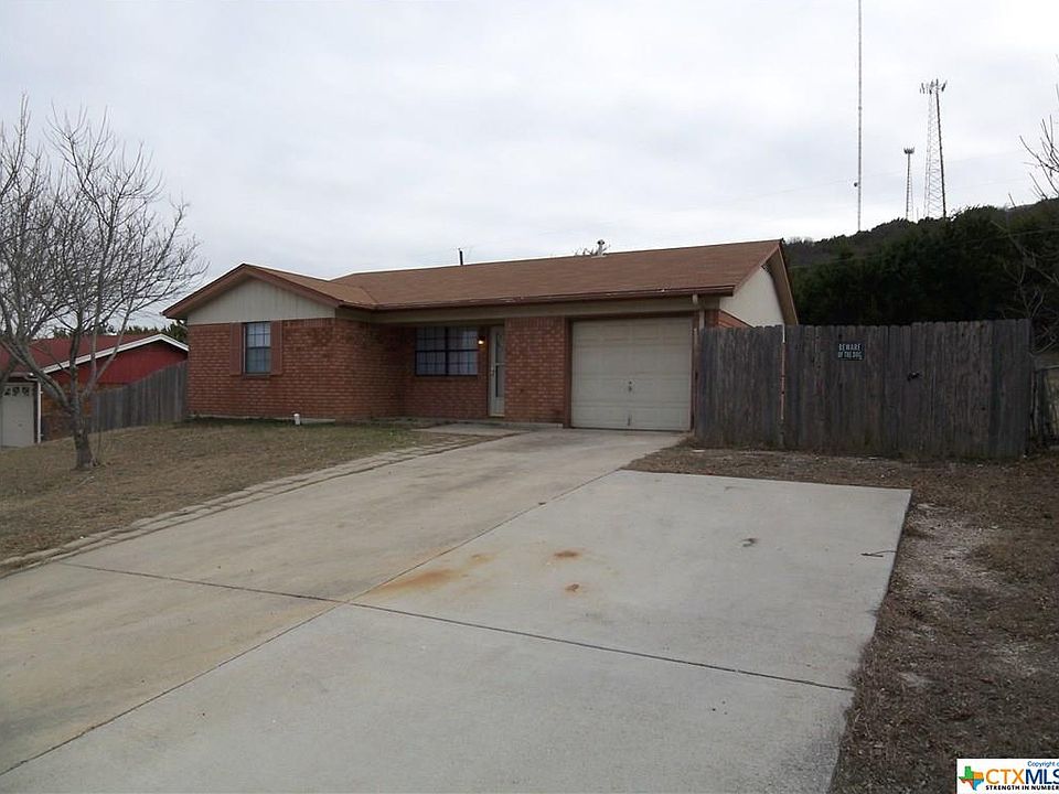 1st image of 513 Geri Dr