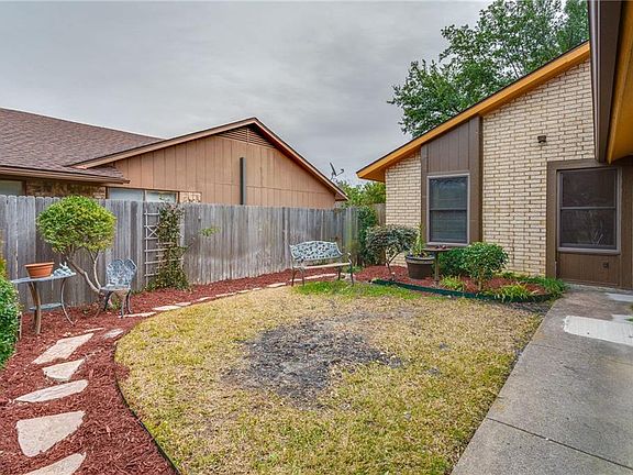 3rd image of 622 Perdido Dr