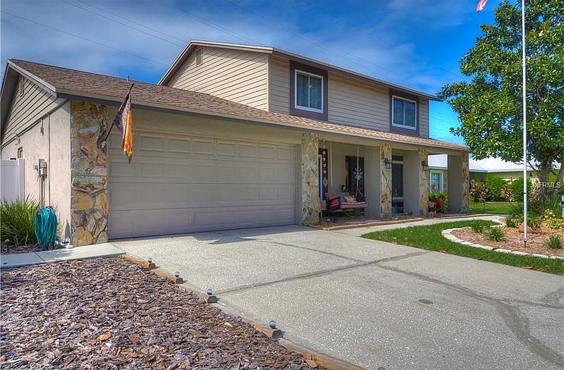1st image of 16020 Eagle River Way