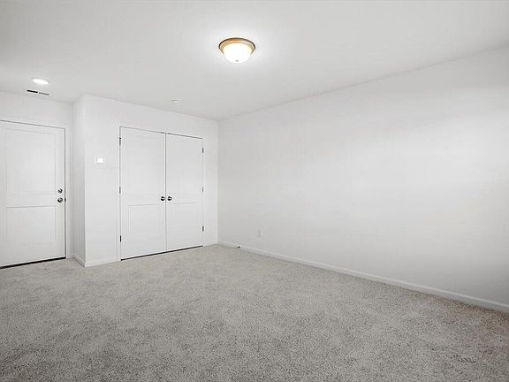 5th image of 1916 Oak City Ln