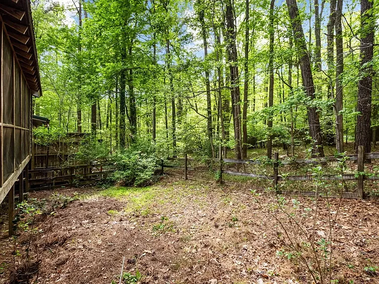 103 Hidden Valley Dr — Photo 28