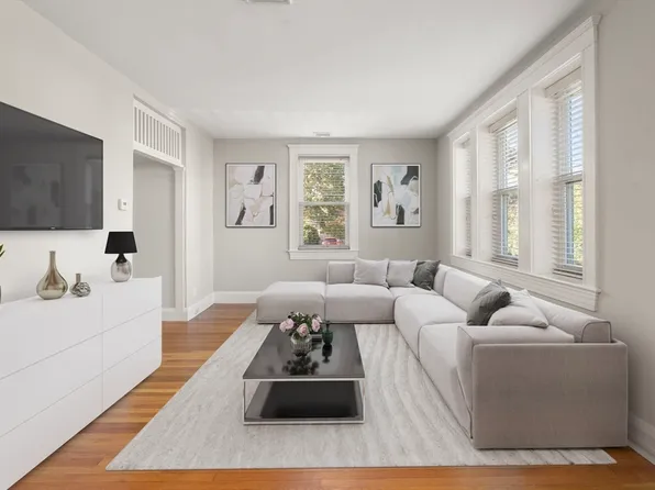 60 Florence Ave #A, Norwood, MA 02062