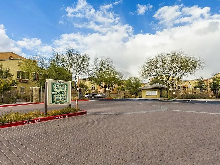 16825 N 14th St #87 — Photo 2