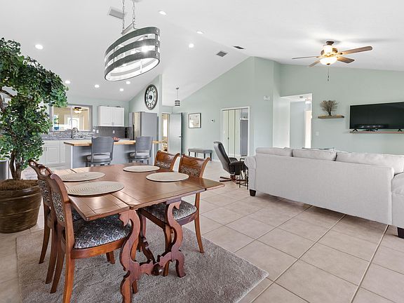 3rd image of 13122 SW 144th Parkway
