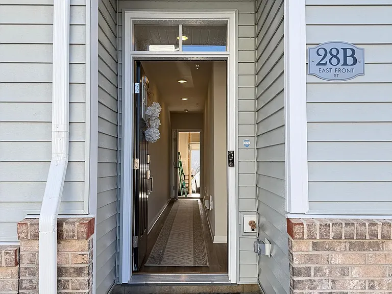 28B E Front St — Photo 2