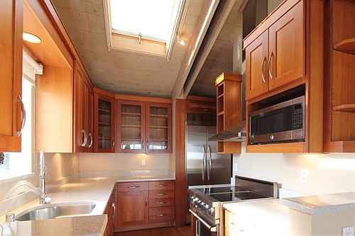3rd image of 204-B Cazneau Ave
