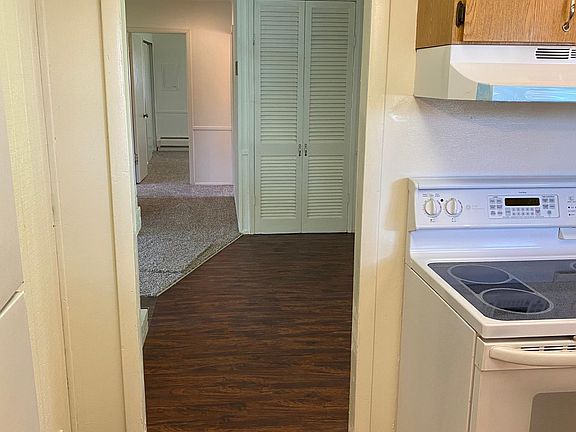 Kitchen to Dining Area